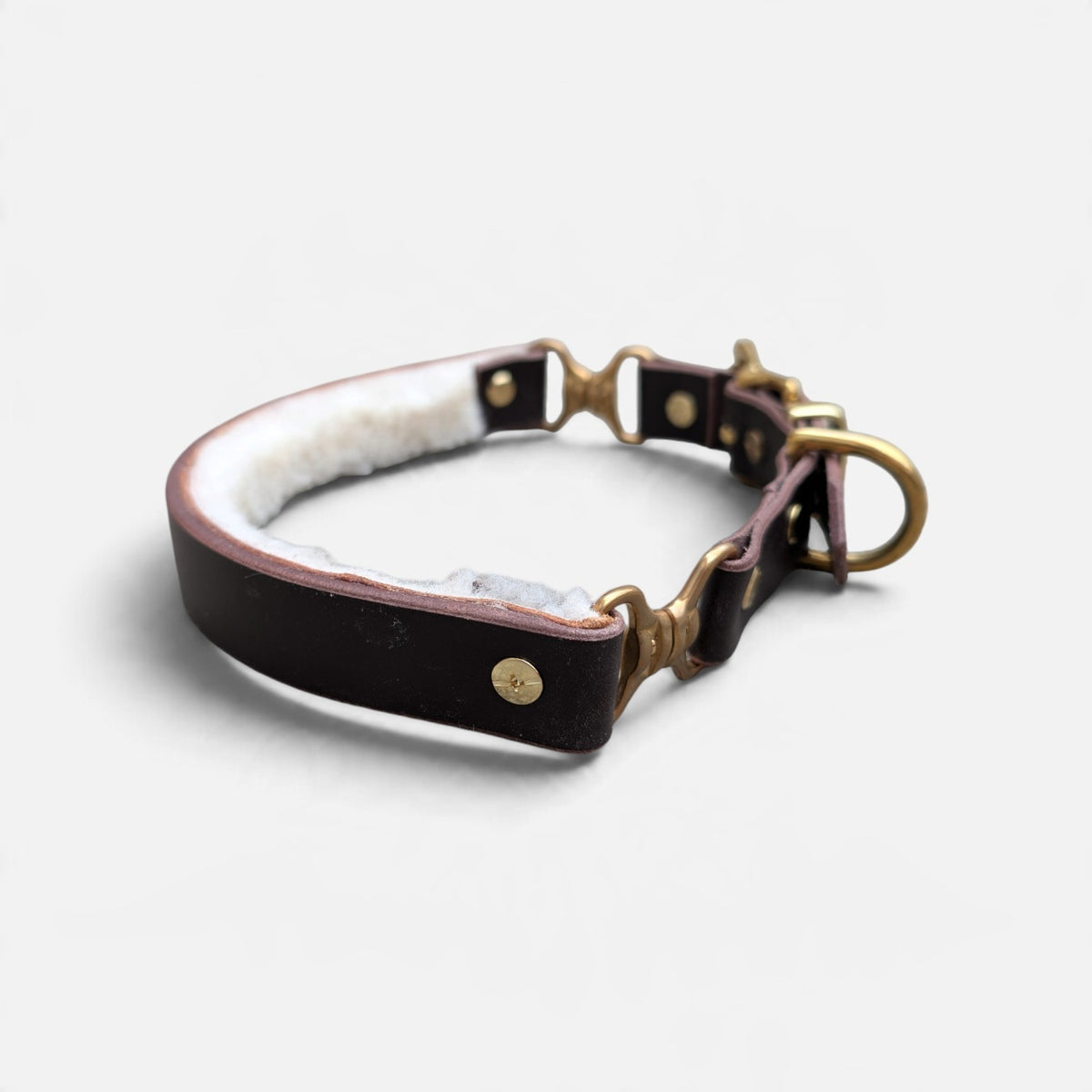 The Sheepskin collar