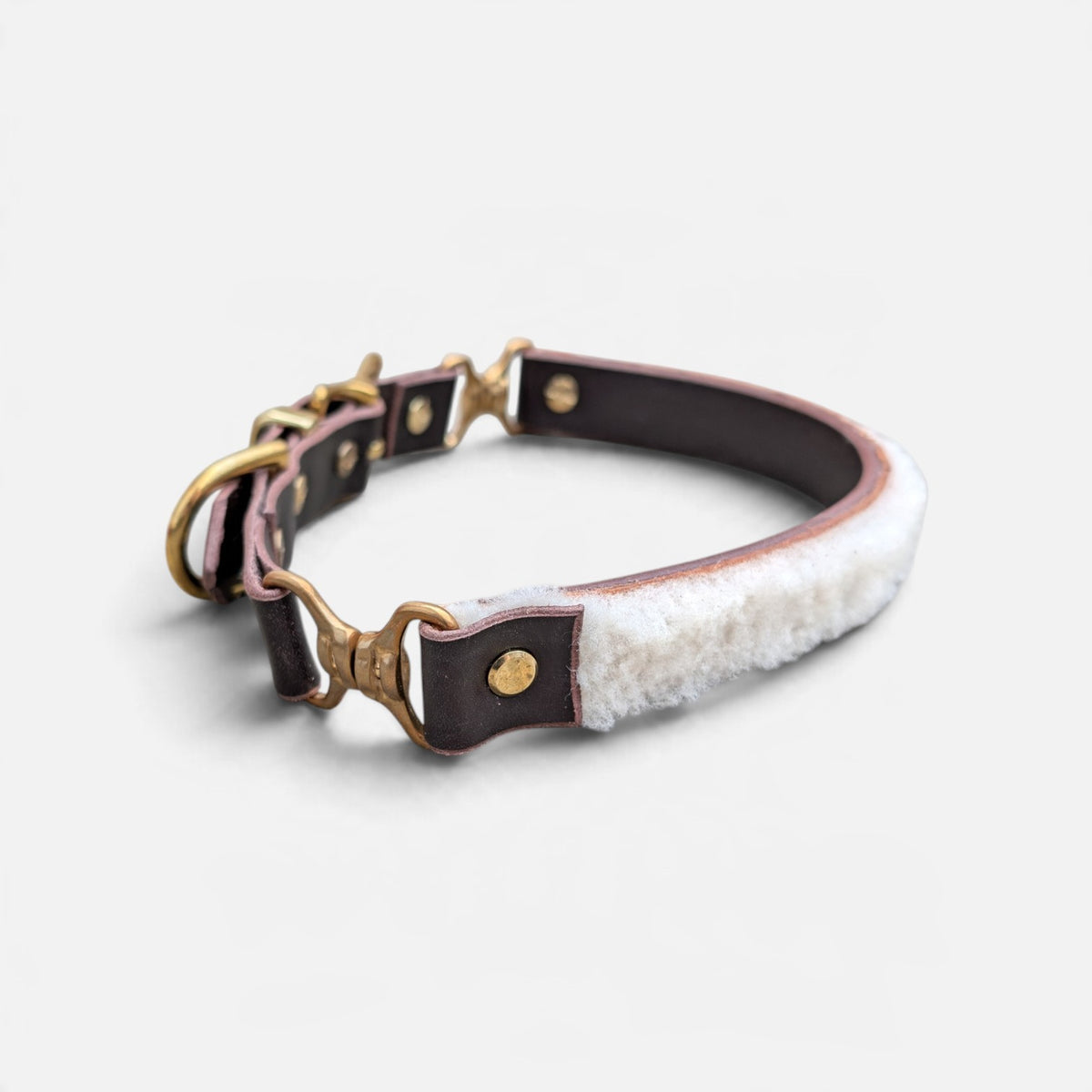 The Sheepskin collar