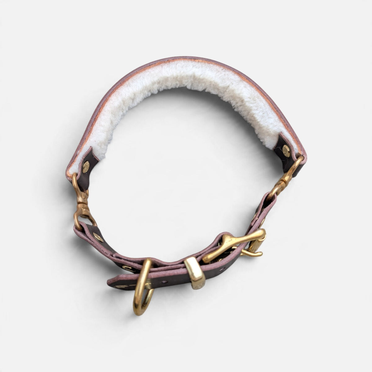 The Sheepskin collar